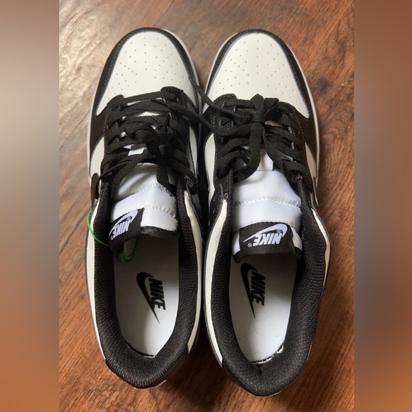 Nike Panda Dunks Size 10.5 worn once - Picture 1 of 4